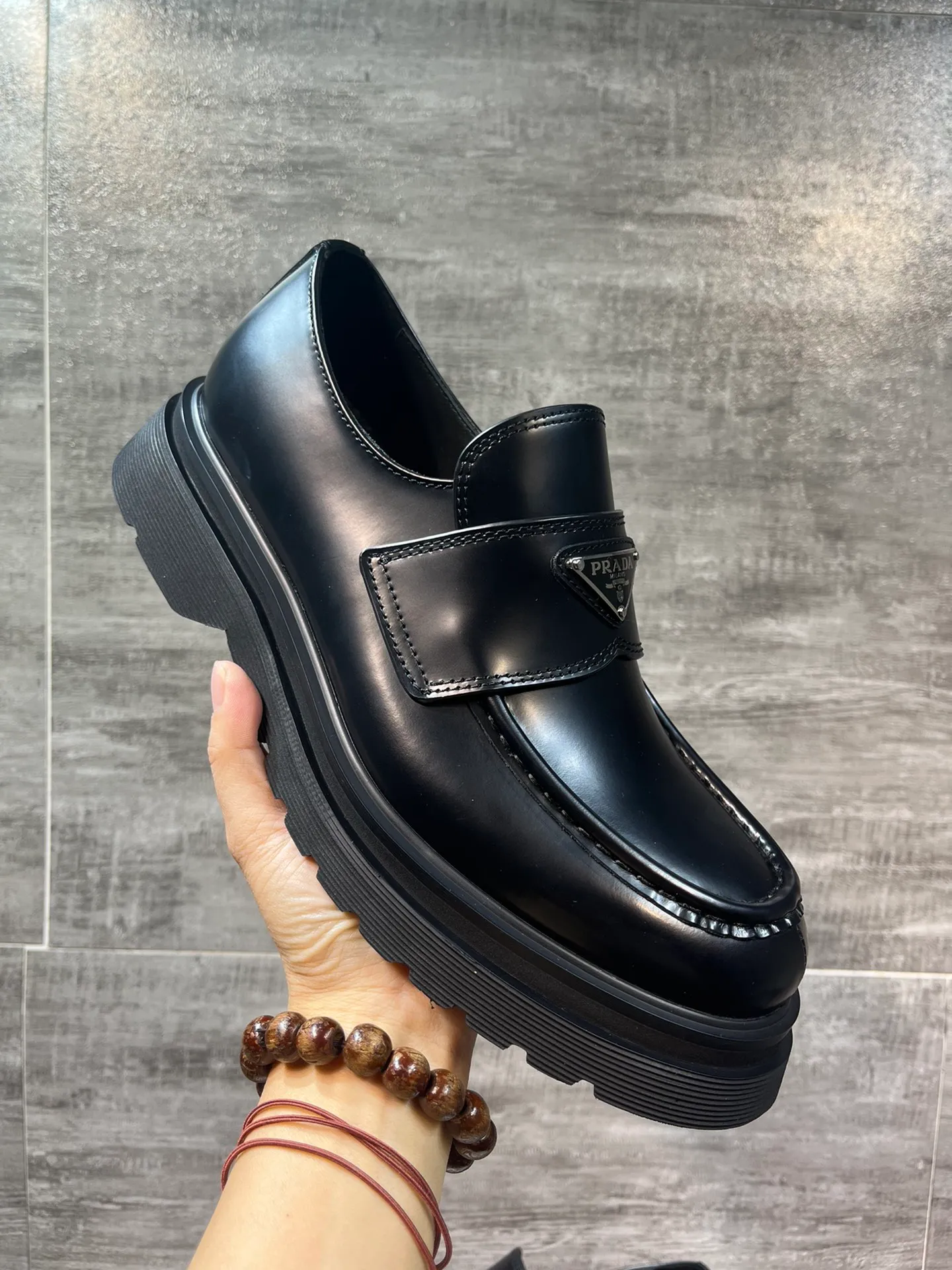 Men's men's shoes 💰800💰 🔥🔥🔥prada derby2025 latest Prada top version thick-soled triangular logo derby shoes, ken same type of fabric imported open edge beads, cowhide lining, cowhide feet complete set packaging code number 38-46